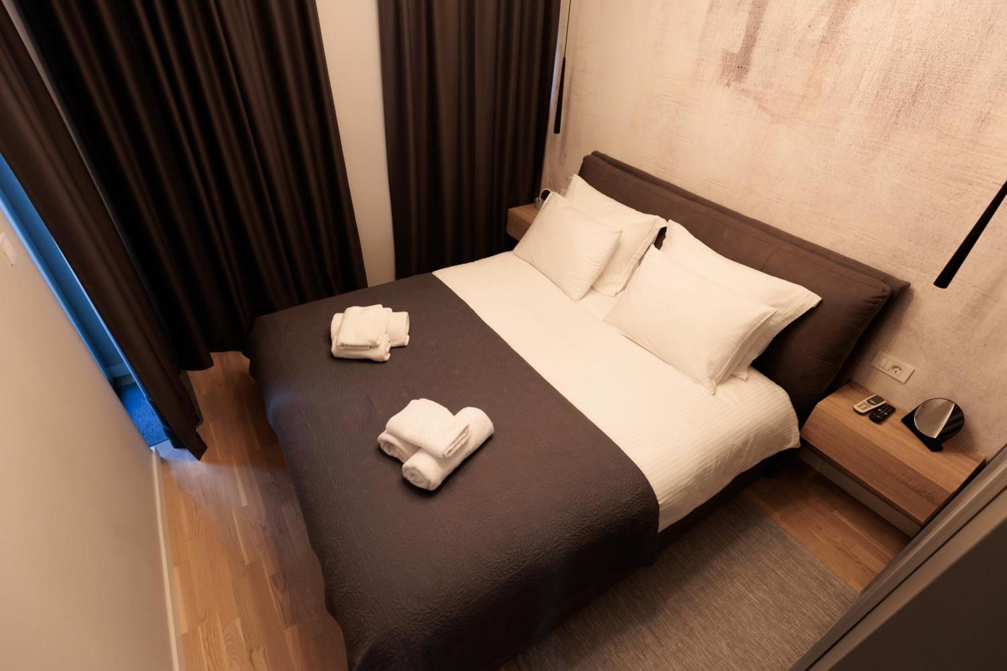 Zarina Apartment - Old Town Center Zara Esterno foto